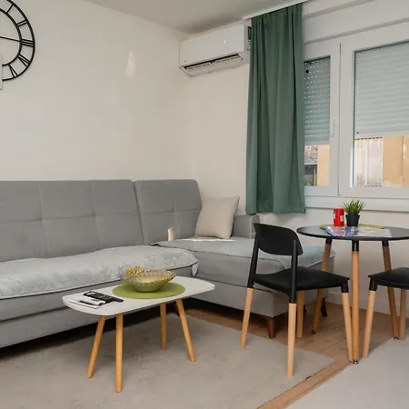 Apartamento Ali-pasha Luxury Apartment, Free Parking Garage Saraievo