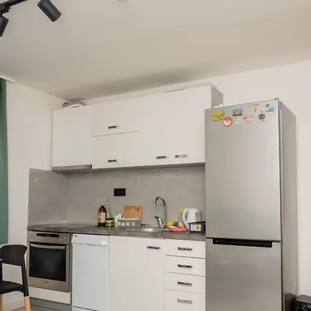 Apartamento Ali-pasha Luxury Apartment, Free Parking Garage *