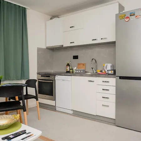 Ali-pasha Luxury Apartment, Free Parking Garage Apartamento